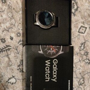Samsung Galaxy Watch 46mm Silver and Black